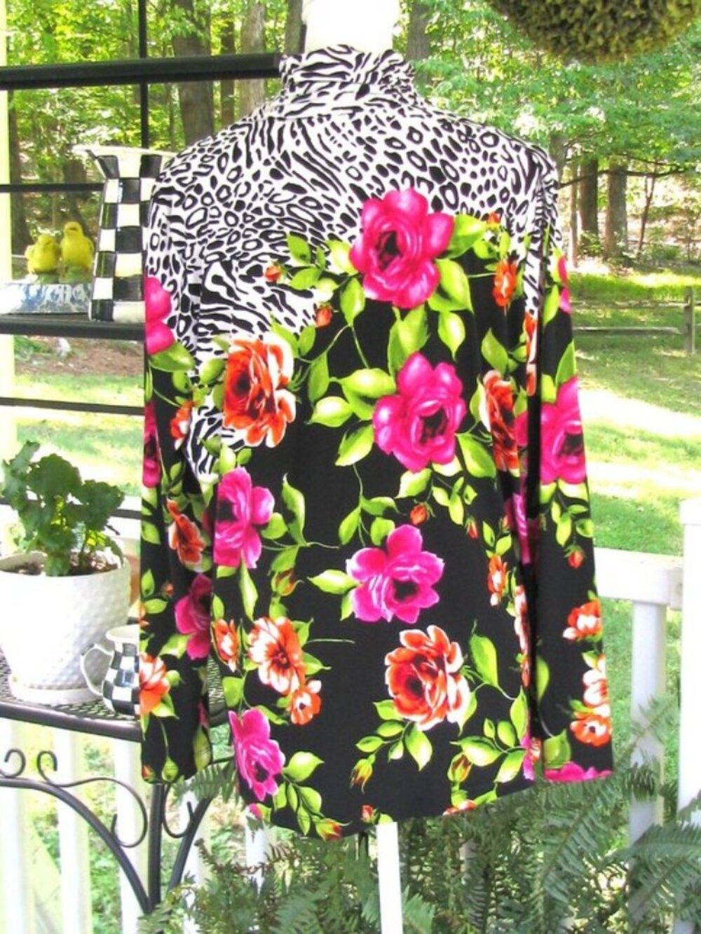 Susan Graver liquid knit floral animal print turtleneck top shirt 1X blouse luxe